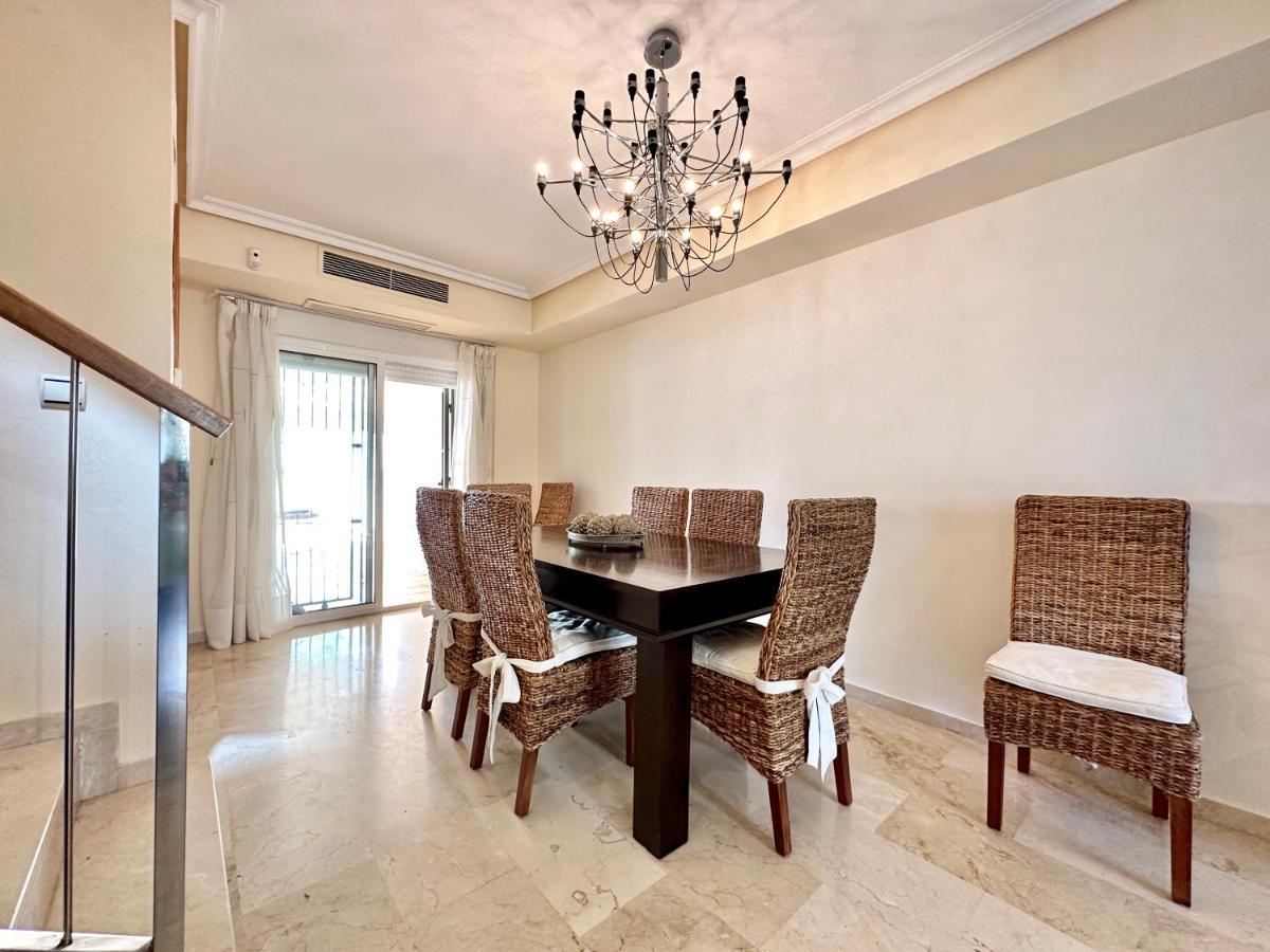 El Arenal Townhouse By The Beach With Swimming Pool - Eaw Homes Marbella Exterior foto