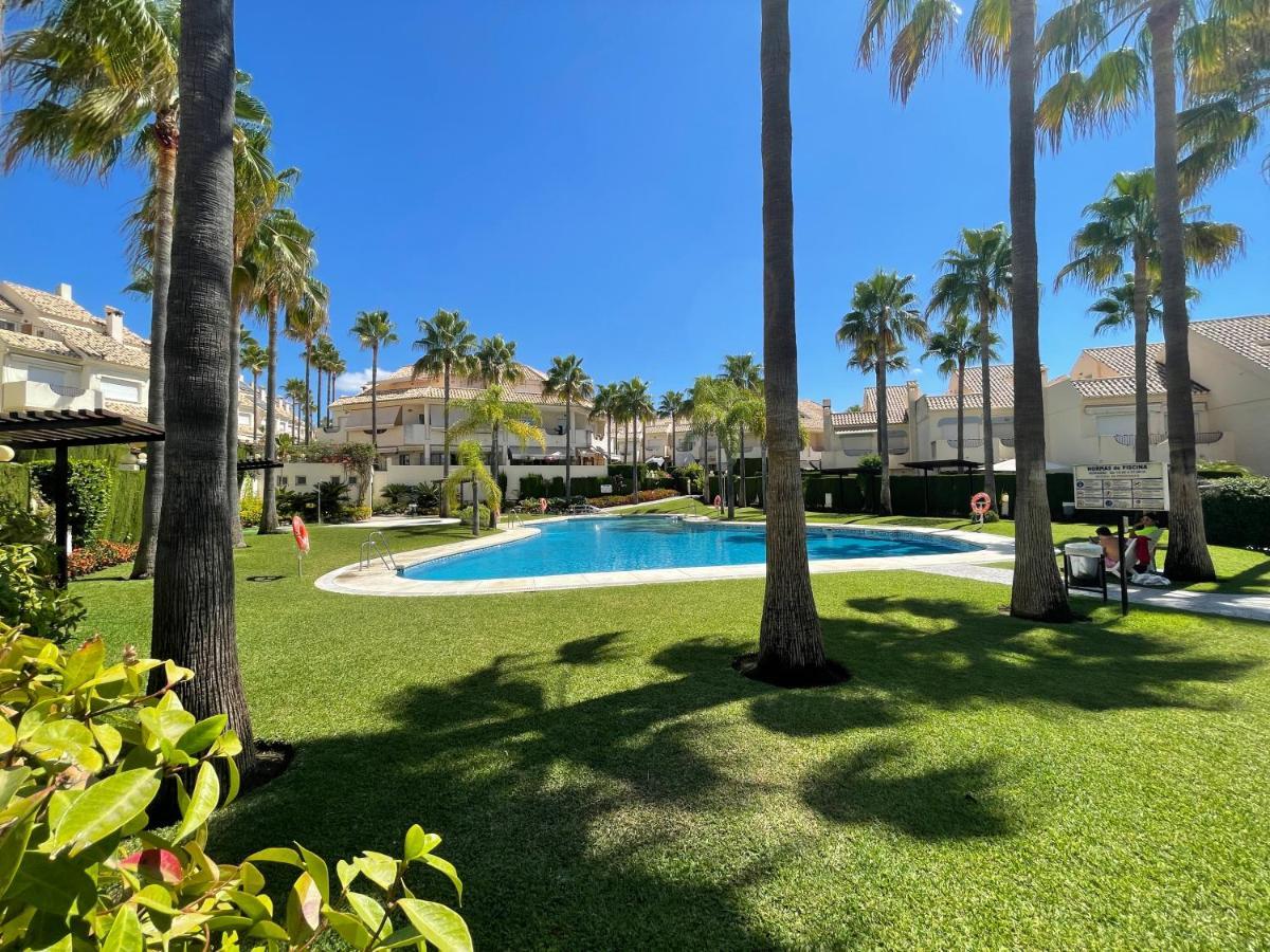 El Arenal Townhouse By The Beach With Swimming Pool - Eaw Homes Marbella Exterior foto
